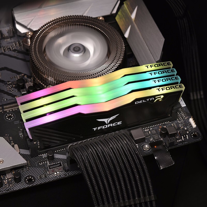 十铨科技（Team） DDR4 3200白色 16GB 电竞内存条DELTA台式机电脑超频炫光RGB马甲灯条 (16G单条)